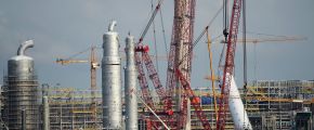 Строительство нефтехимического завода в Тобольске Строительство нефтехимического завода в Тобольске