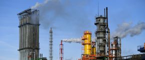 Предприятие химической отрасли КАО "Азот" в Кемерове.