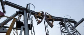 Работа нефтяных станков - качалок