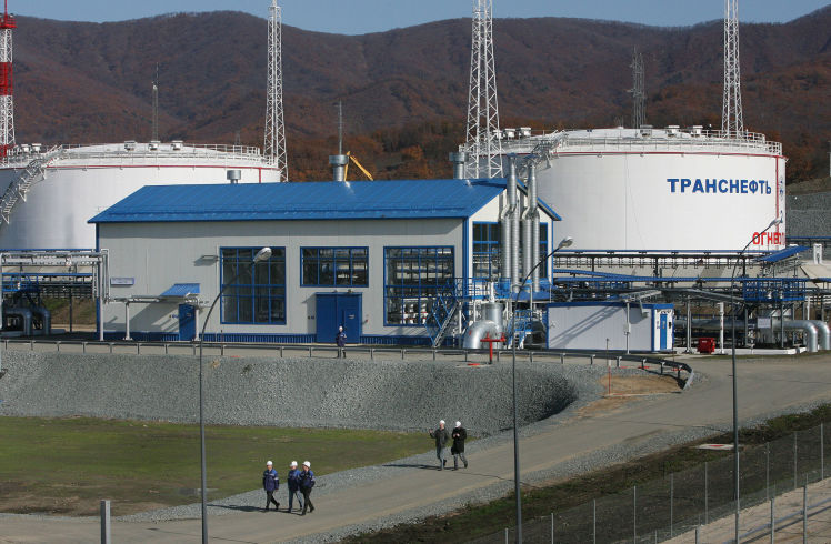 Первый состав с сибирской нефтью прибыл в порт Козьмино