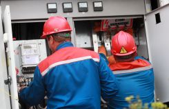 Установка умных счетчиков на ЛЭП в деревне Каракашево.