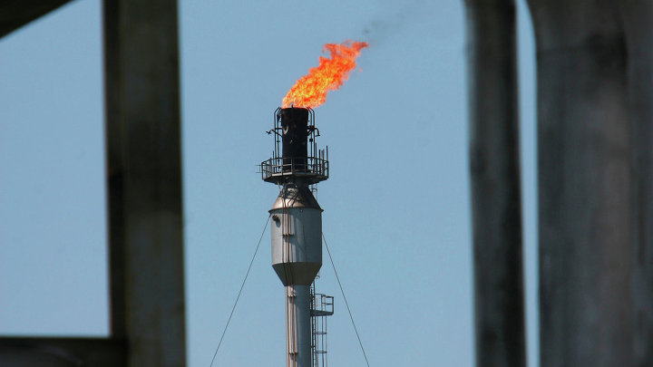 Газоперерабатывающий завод в Оренбурге