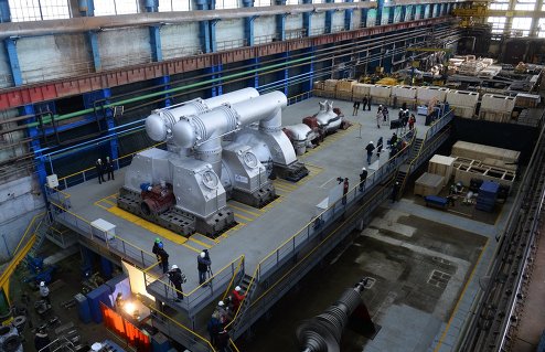 Церемония передачи самой крупной в мире паровой турбины Т-295 в Екатеринбурге