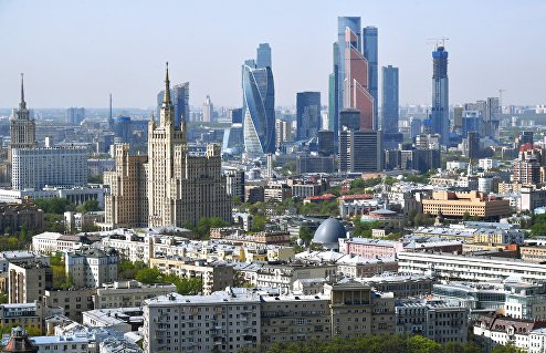 Вид на высотку на Баррикадной и Московский международный деловой центр "Москва-Сити"